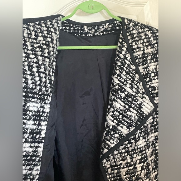 Sportalm Kitzbuhel Austria cardigan (8) - Picture 6 of 11